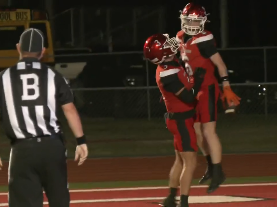 Pottsboro Cardinals shutout the Pilot Point Bearcats in second half to stay undefeated in district